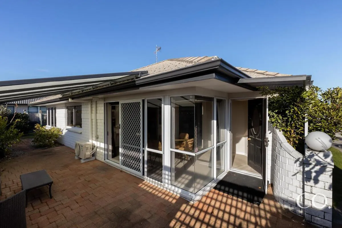 Pavilion Beachfront Apartments Mount Maunganui New Zealand