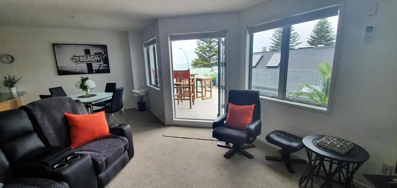Pavilion Beachfront Apartments Маунт-Маунгани Апарт-отель