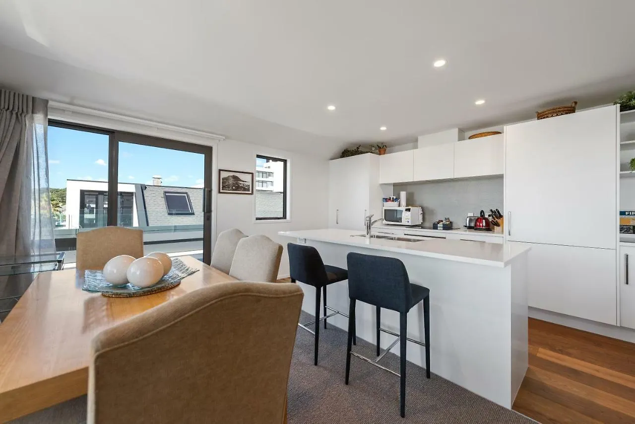 Pavilion Beachfront Apartments Маунт-Маунгани Апарт-отель