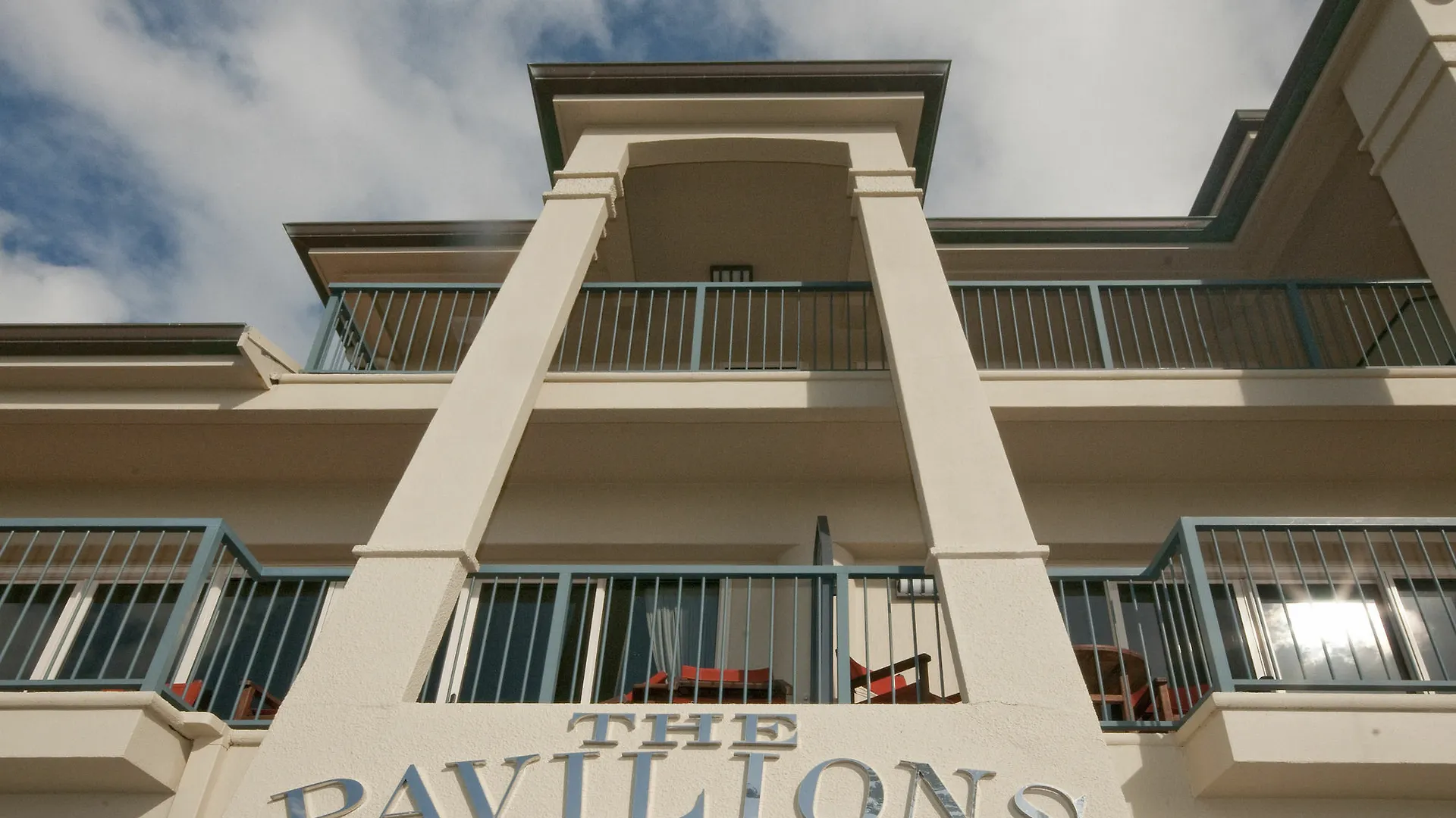 Pavilion Beachfront Apartments Маунт-Маунгани Новая Зеландия